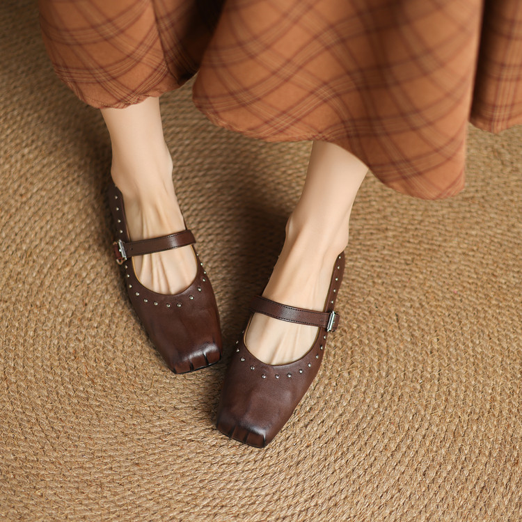 deep-mouth-flat-shoes-in-brown-or-black-style-s-html Deep Mouth Flat Shoes in Brown or Black - Style s.html