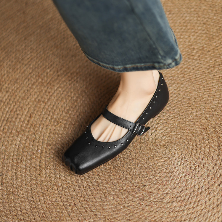 deep-mouth-flat-shoes-in-brown-or-black-style-s-html_3 Deep Mouth Flat Shoes in Brown or Black - Style s.html