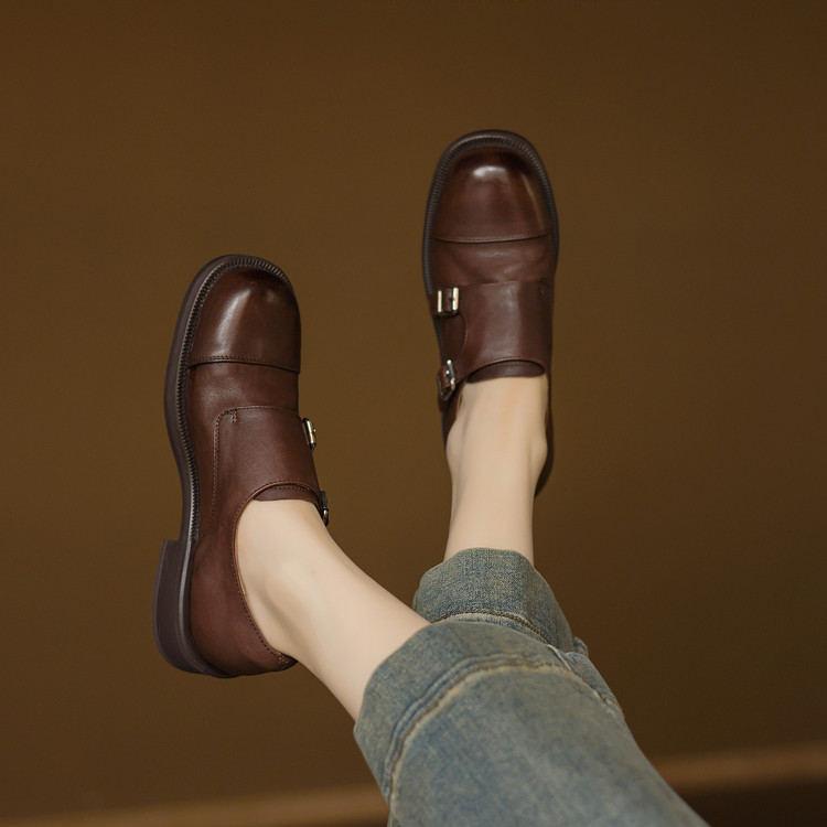 fashion-flat-shoes-low-chunky-heel-round-toe-spring-2025_1 Fashion Flat Shoes Low Chunky Heel Round Toe Spring 2025