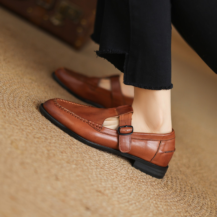 womens-round-toe-low-chunky-heel-flat-shoes-in-genuine-leather_2 Women's Round Toe Low Chunky Heel Flat Shoes in Genuine Leather